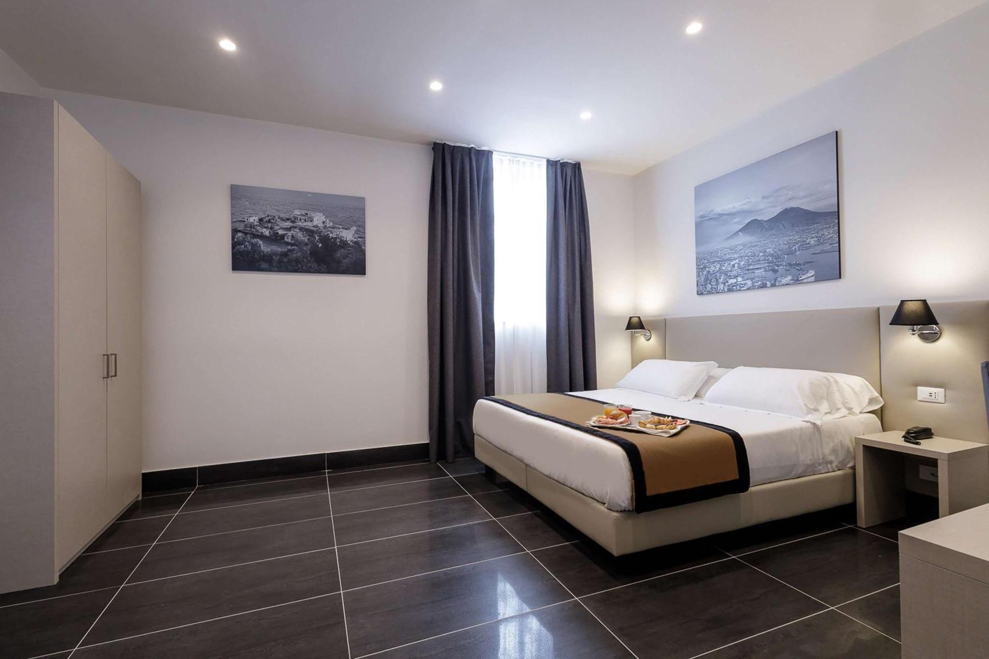 Best Western Hotel Dei Mille Napoli Dış mekan fotoğraf